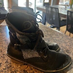 Sorrell winter boot in good shape size 8 1/2